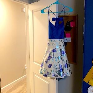 Blue floral dress 1/2